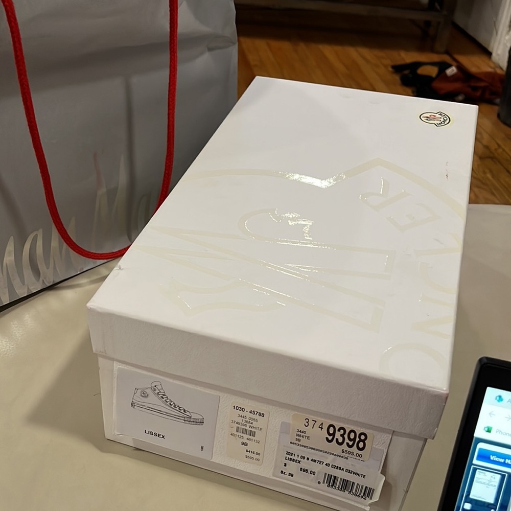 SOLD SOLD Montcler sneakers - Picture 4 of 4